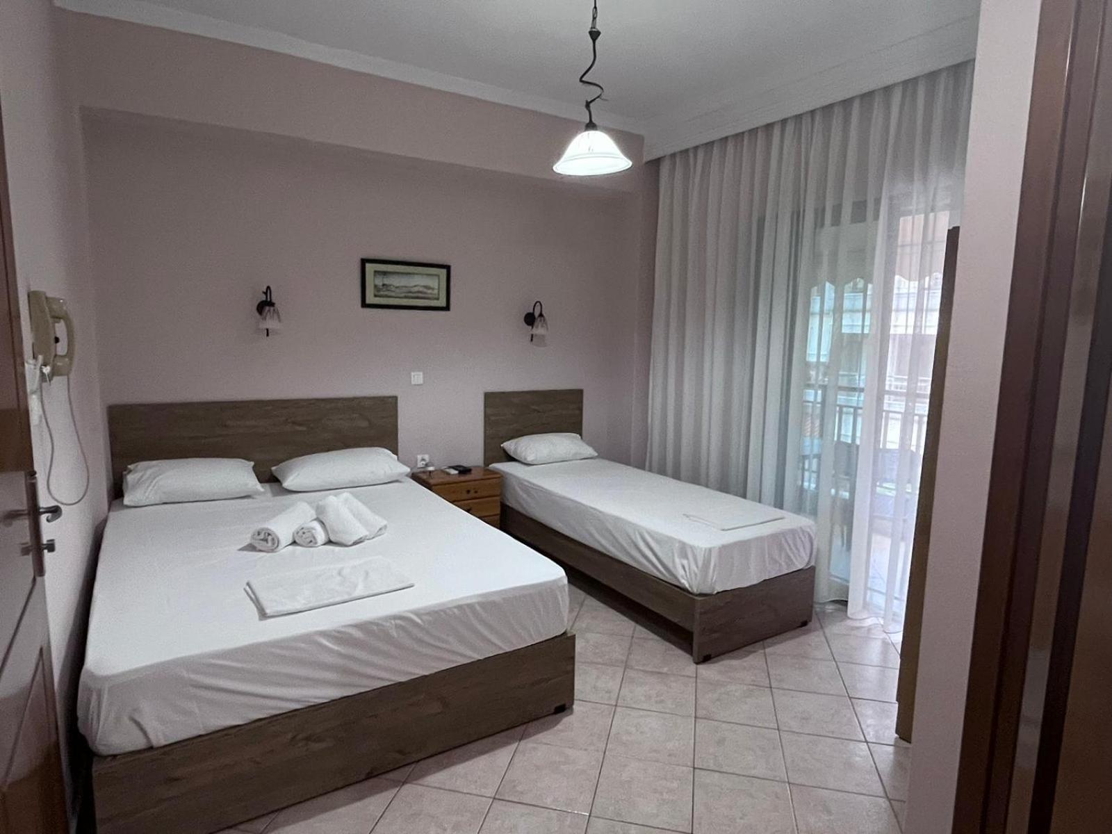 Melachrini Apartments Vrasná Dış mekan fotoğraf