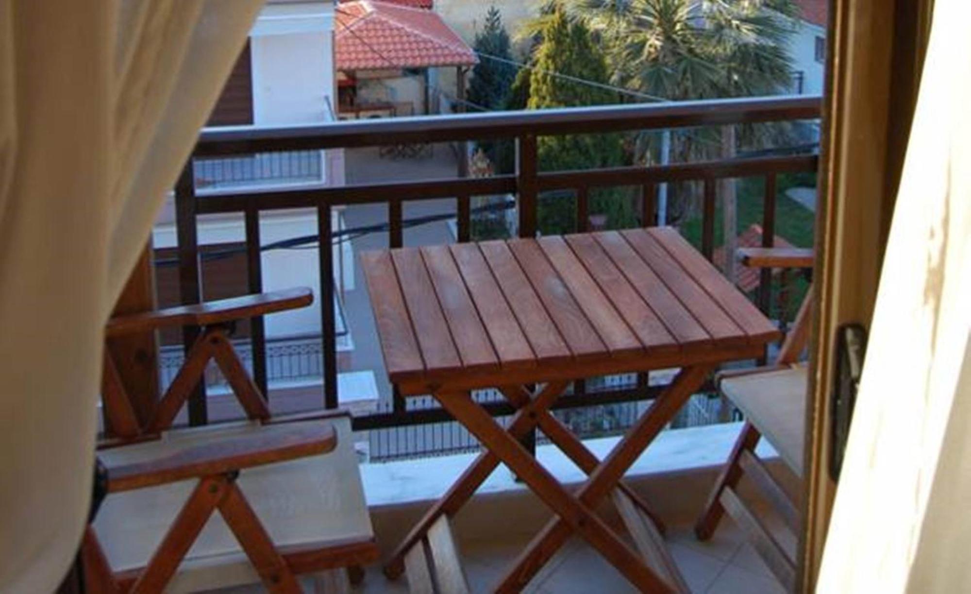 Melachrini Apartments Vrasná Dış mekan fotoğraf