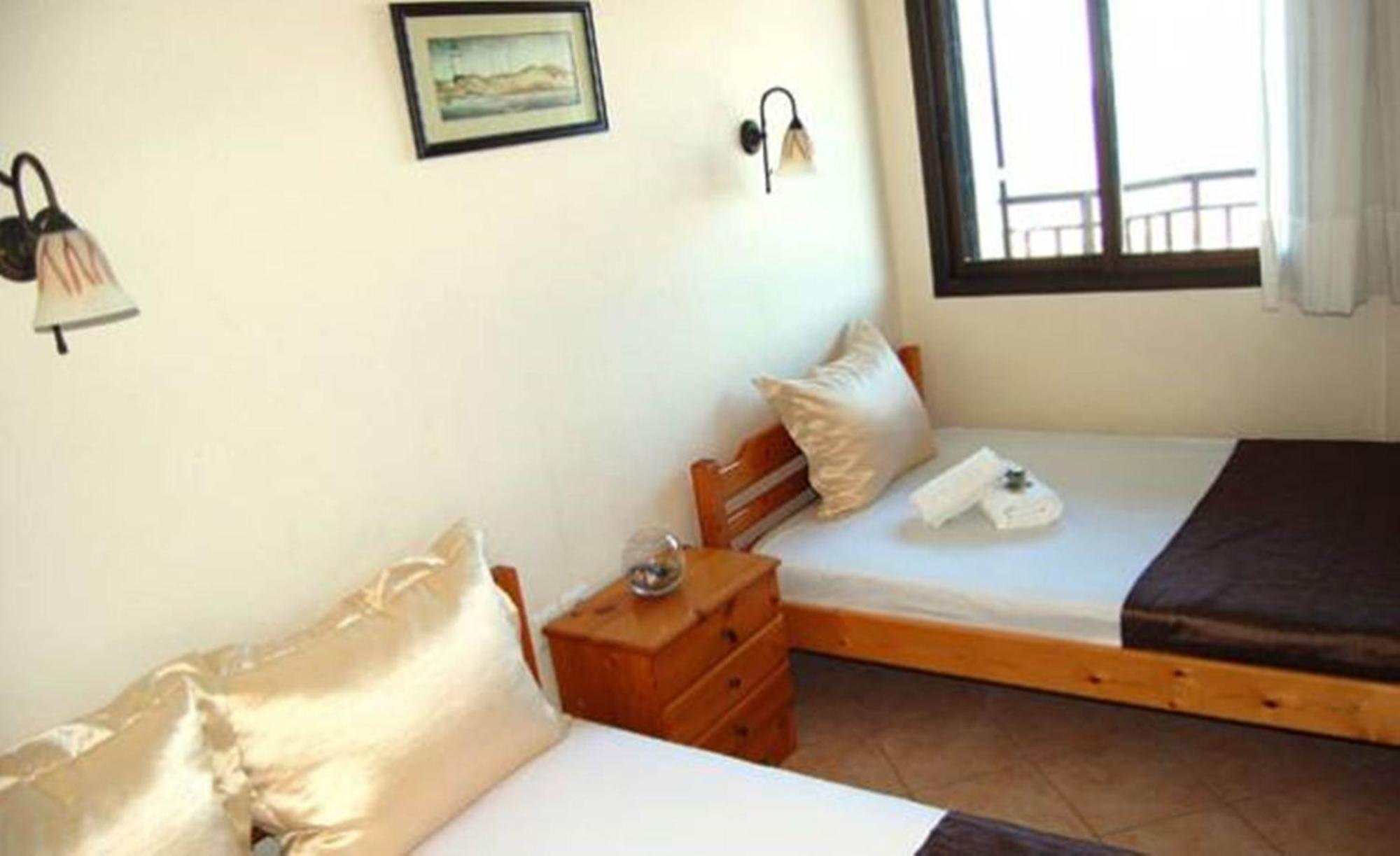Melachrini Apartments Vrasná Oda fotoğraf