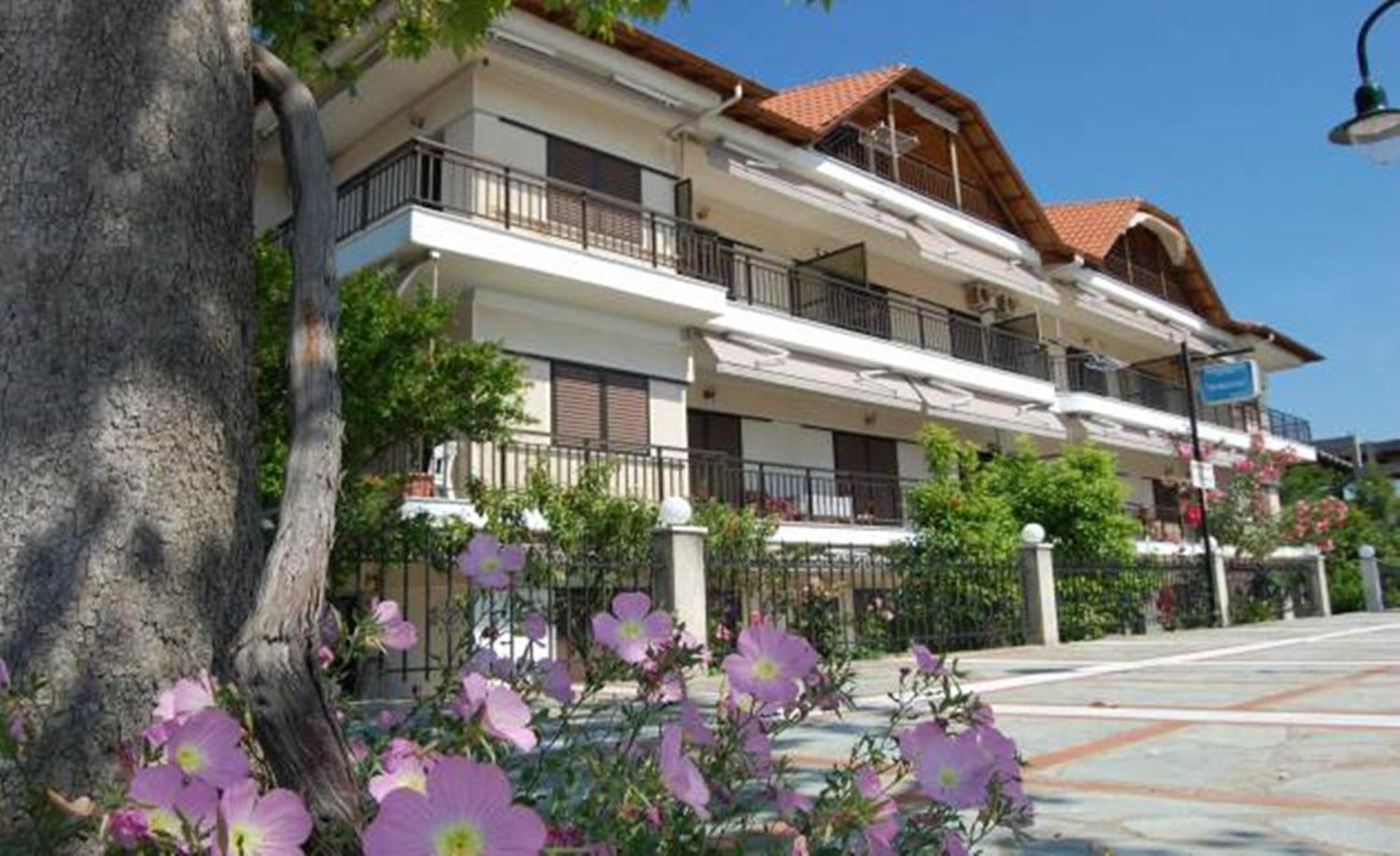 Melachrini Apartments Vrasná Oda fotoğraf