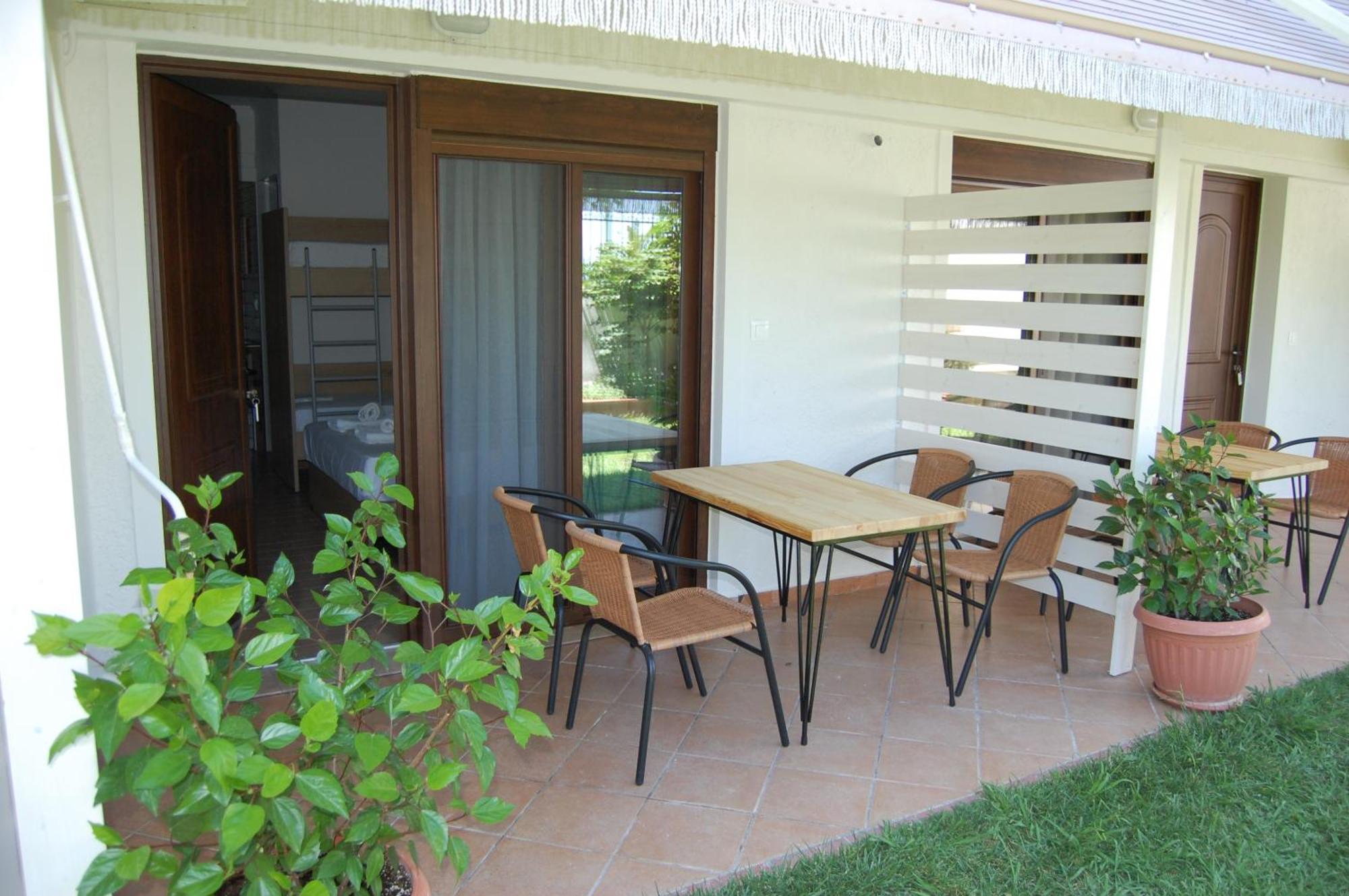 Melachrini Apartments Vrasná Dış mekan fotoğraf