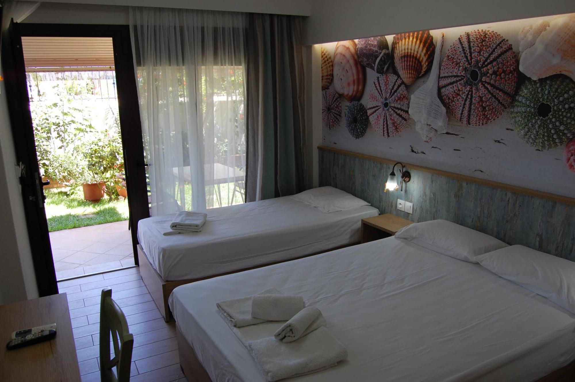 Melachrini Apartments Vrasná Dış mekan fotoğraf